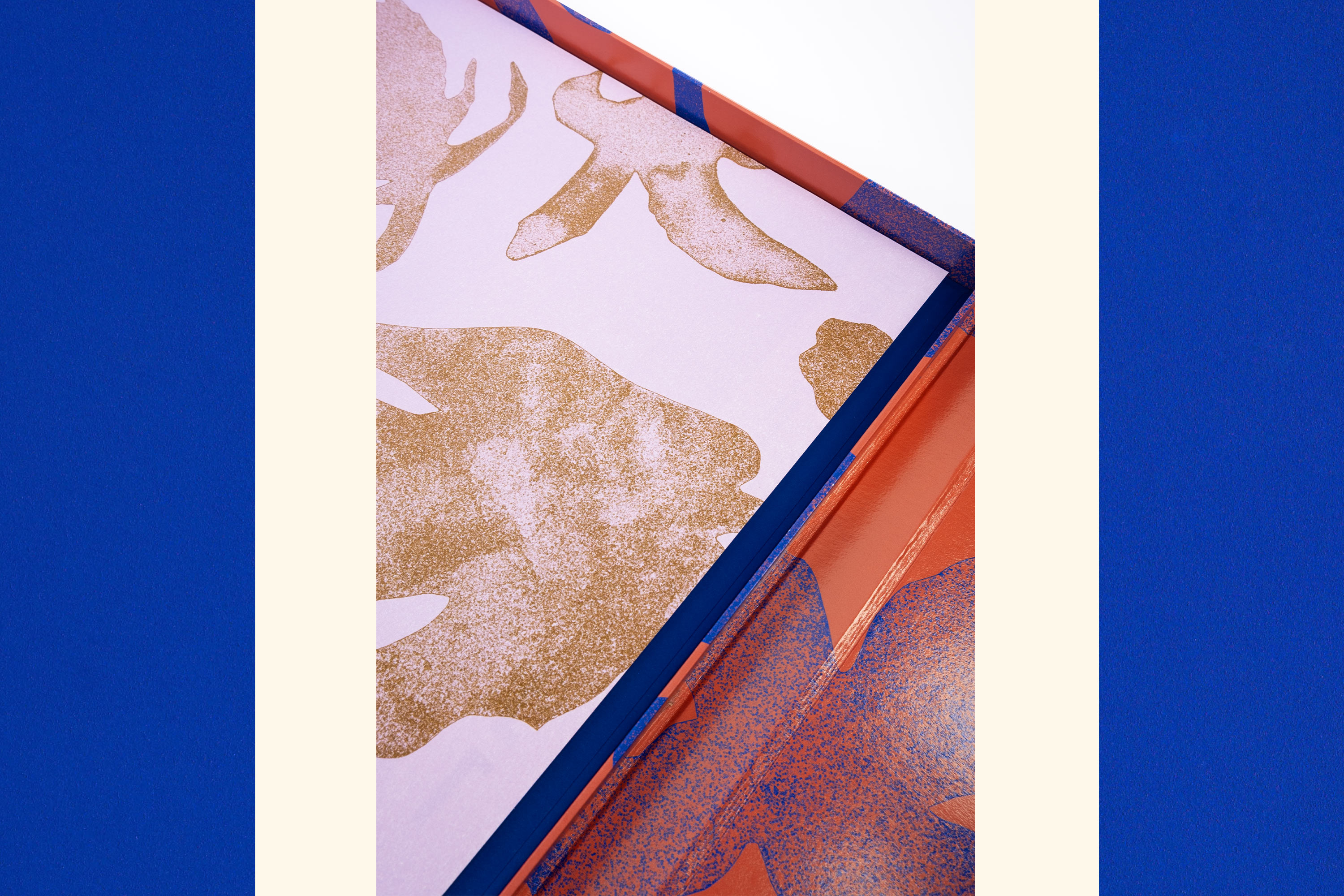 L’Olive—Paris , RJ X GR20 GR20 design graphique signaletique paris branding graphic fashion food drinks culture luxury architecture