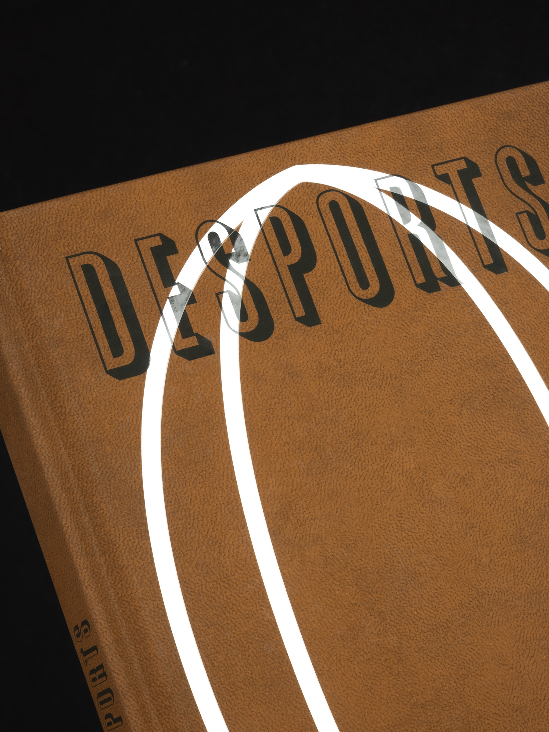 Desports GR20 design graphique signaletique paris branding graphic fashion food drinks culture luxury architecture