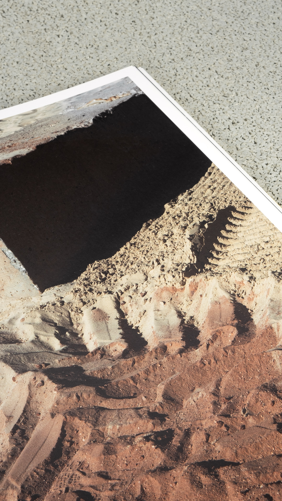 Marina Gadonneix, Phénomènes GR20 design graphique signaletique paris branding graphic fashion food drinks culture luxury architecture