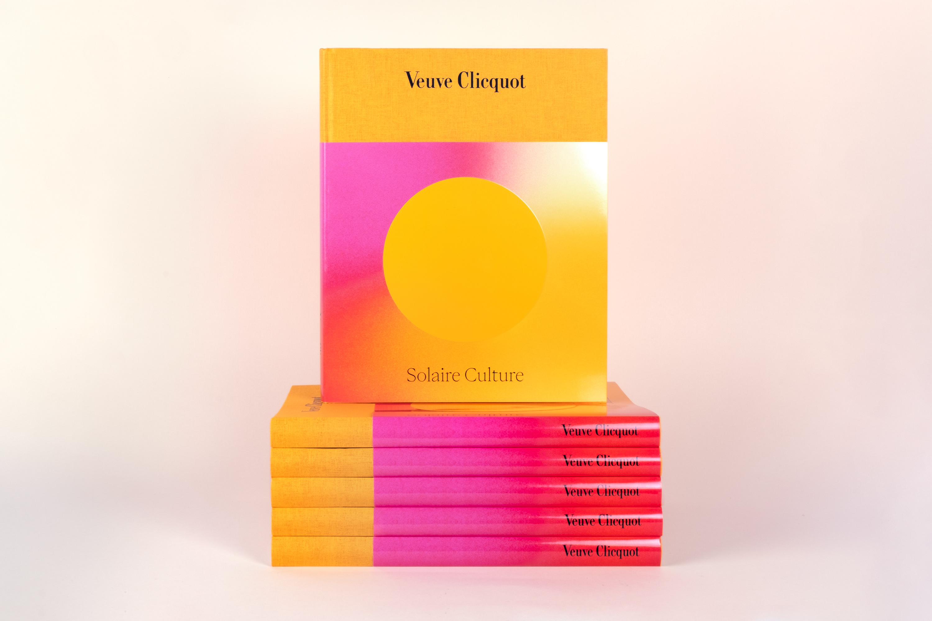 Veuve Cliquot, Solaire Culture —Catalog GR20 design graphique signaletique paris branding graphic fashion food drinks culture luxury architecture 