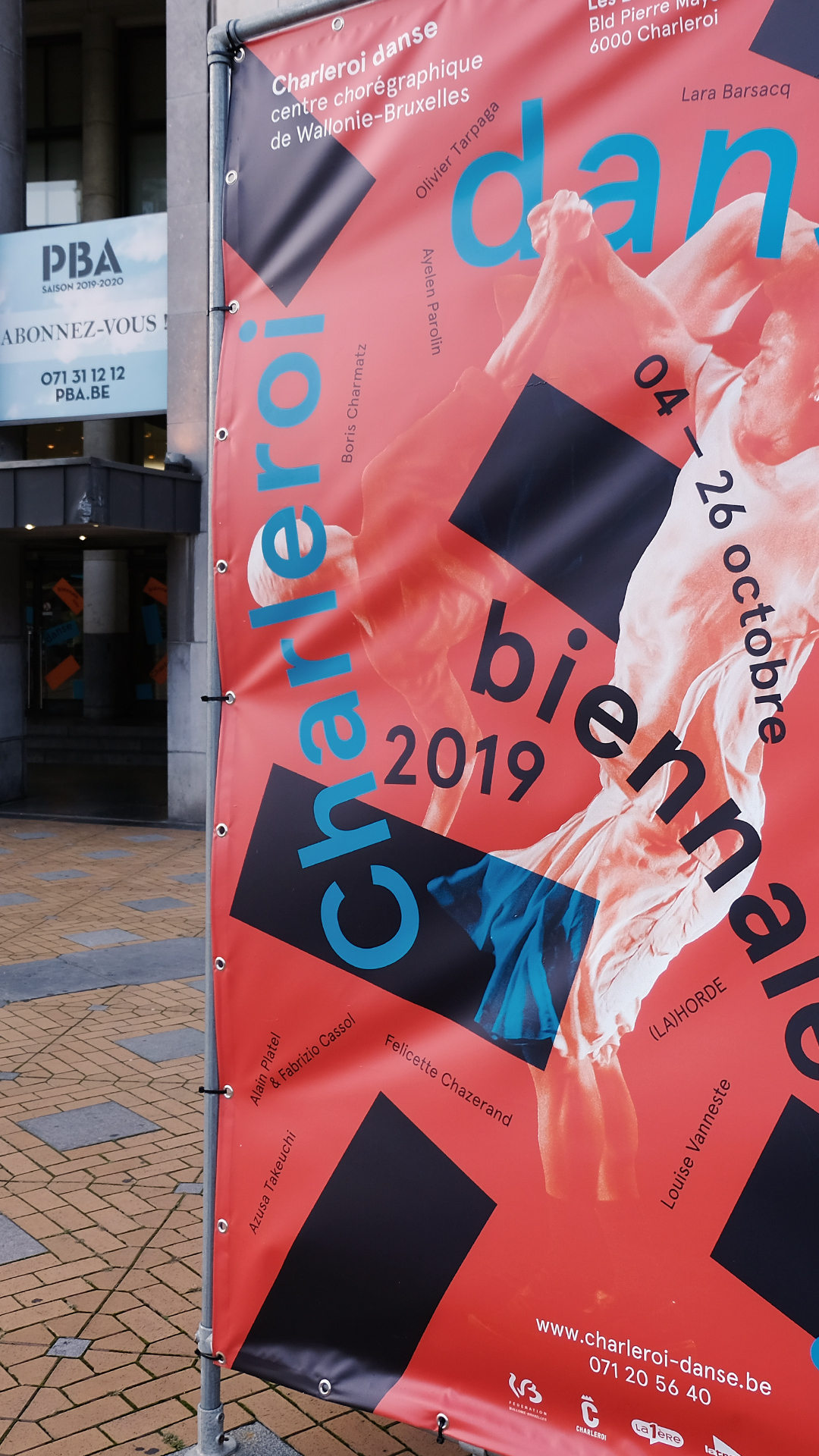 Charleroi Danse —Les Ecuries GR20 design graphique signaletique paris branding graphic fashion food drinks culture luxury architecture