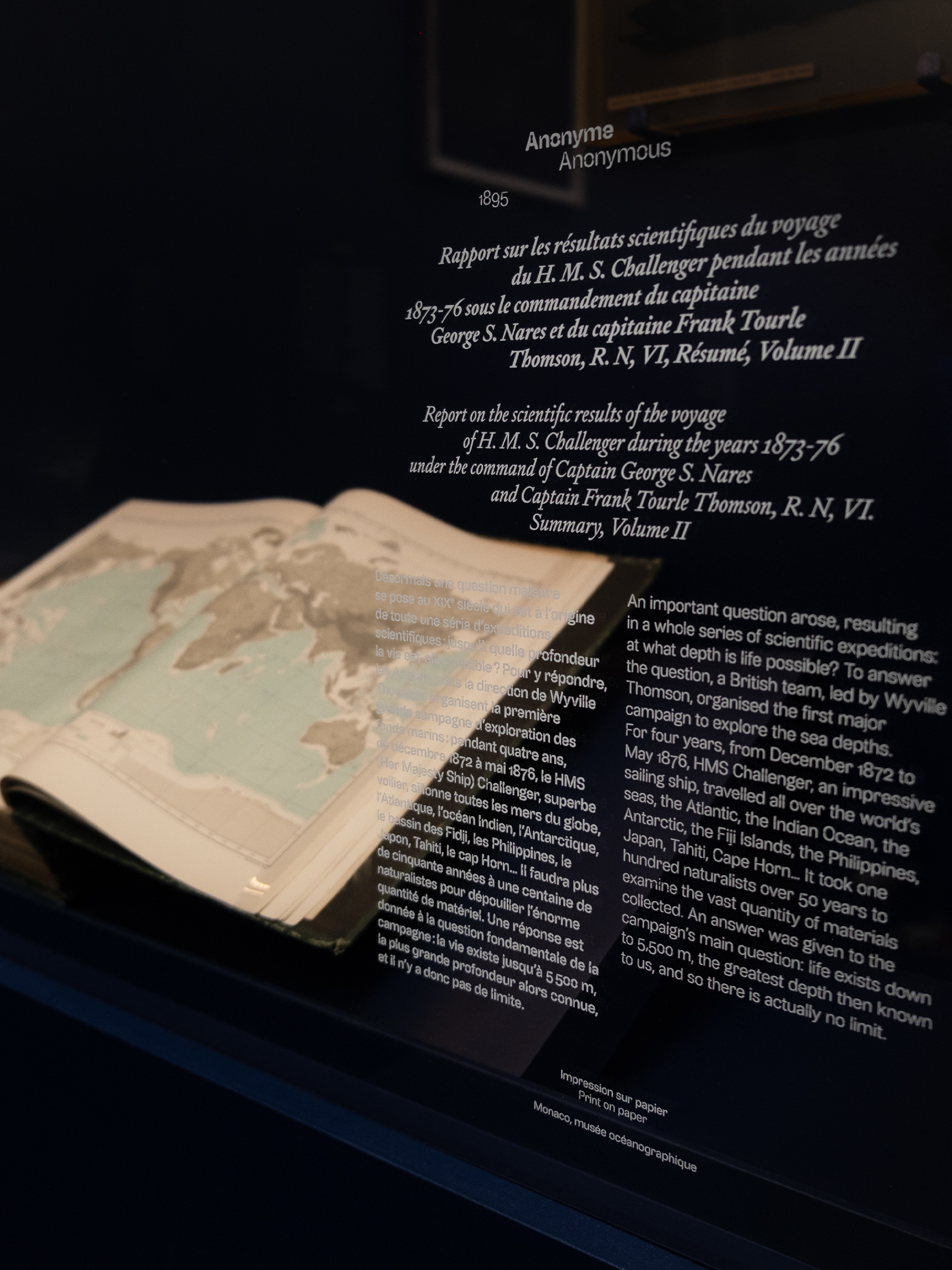 Les Franciscaines, Bleu profond GR20 design graphique signaletique paris branding graphic fashion food drinks culture luxury architecture