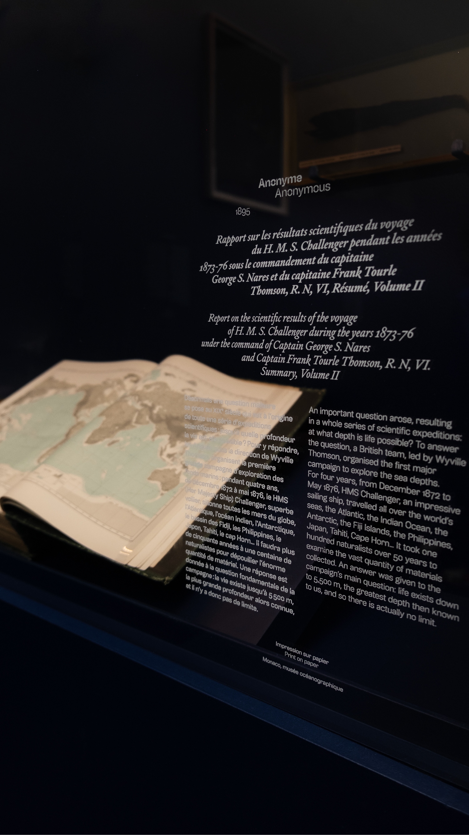 Les Franciscaines, Bleu profond GR20 design graphique signaletique paris branding graphic fashion food drinks culture luxury architecture