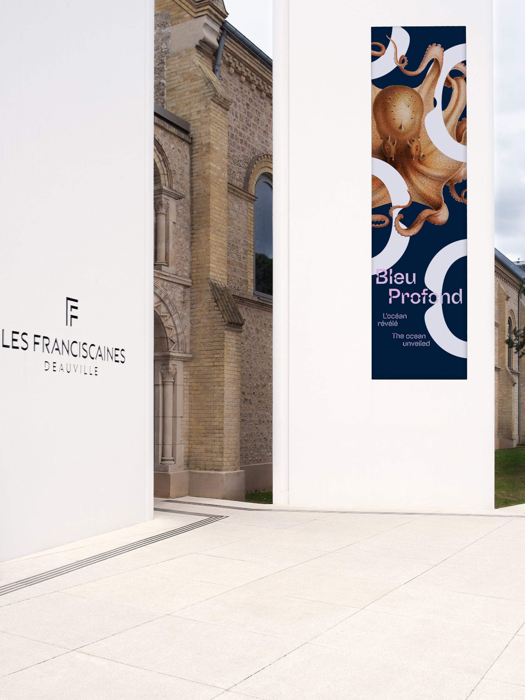 Les Franciscaines, Bleu profond GR20 design graphique signaletique paris branding graphic fashion food drinks culture luxury architecture