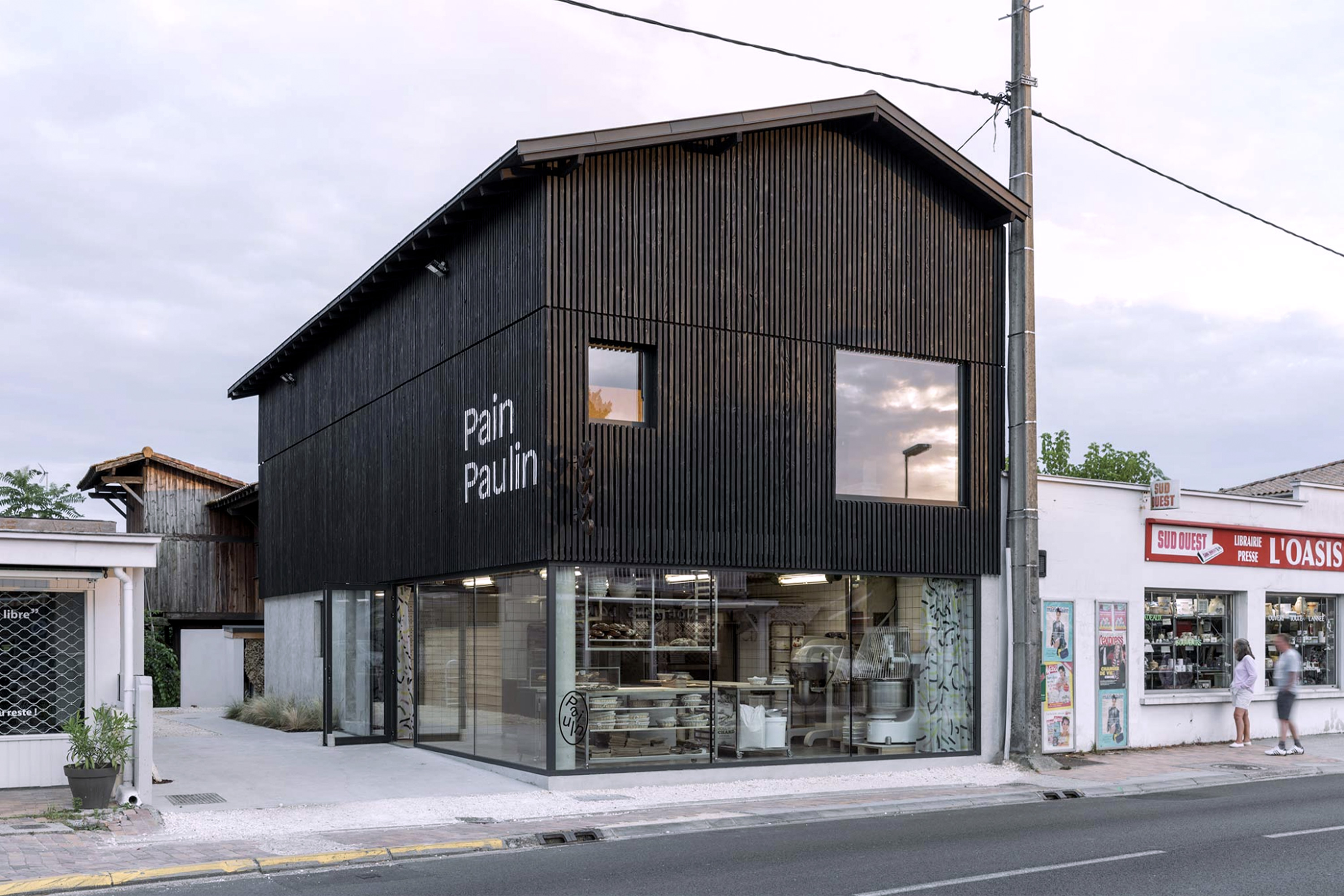 Pain paulin —Boutiques GR20 design graphique signaletique paris branding graphic fashion food drinks culture luxury architecture