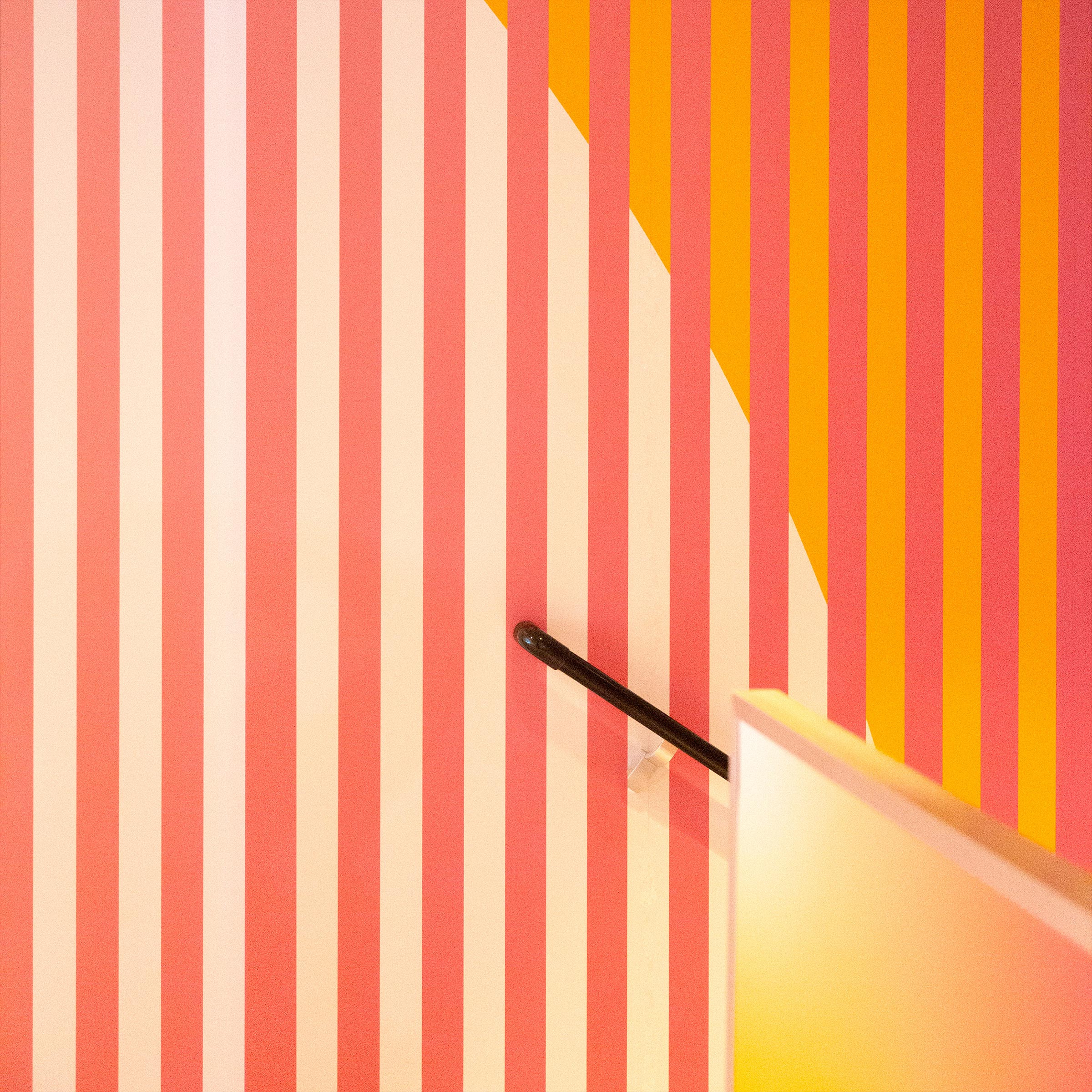 Veuve Clicquot, 250 ans —Tokyo GR20 design graphique signaletique paris branding graphic fashion food drinks culture luxury architecture