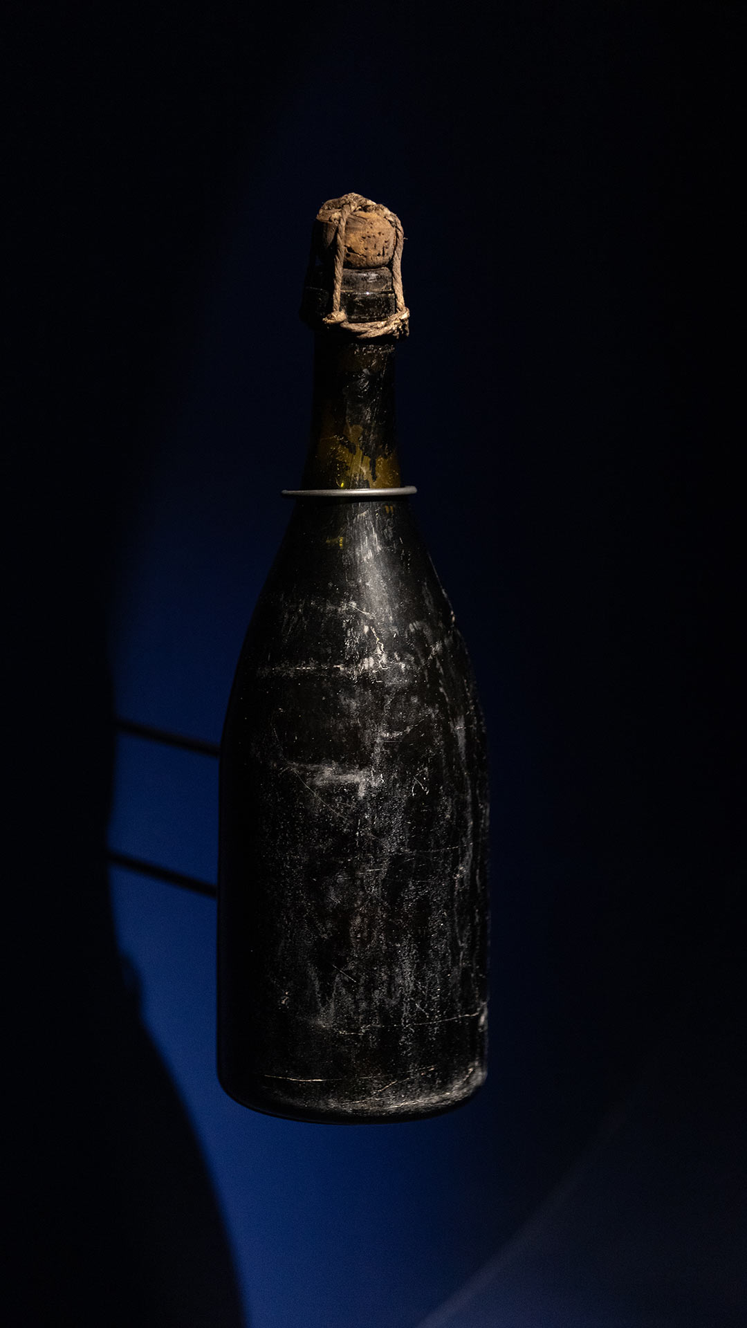 Veuve Clicquot, 250 ans —Tokyo GR20 design graphique signaletique paris branding graphic fashion food drinks culture luxury architecture