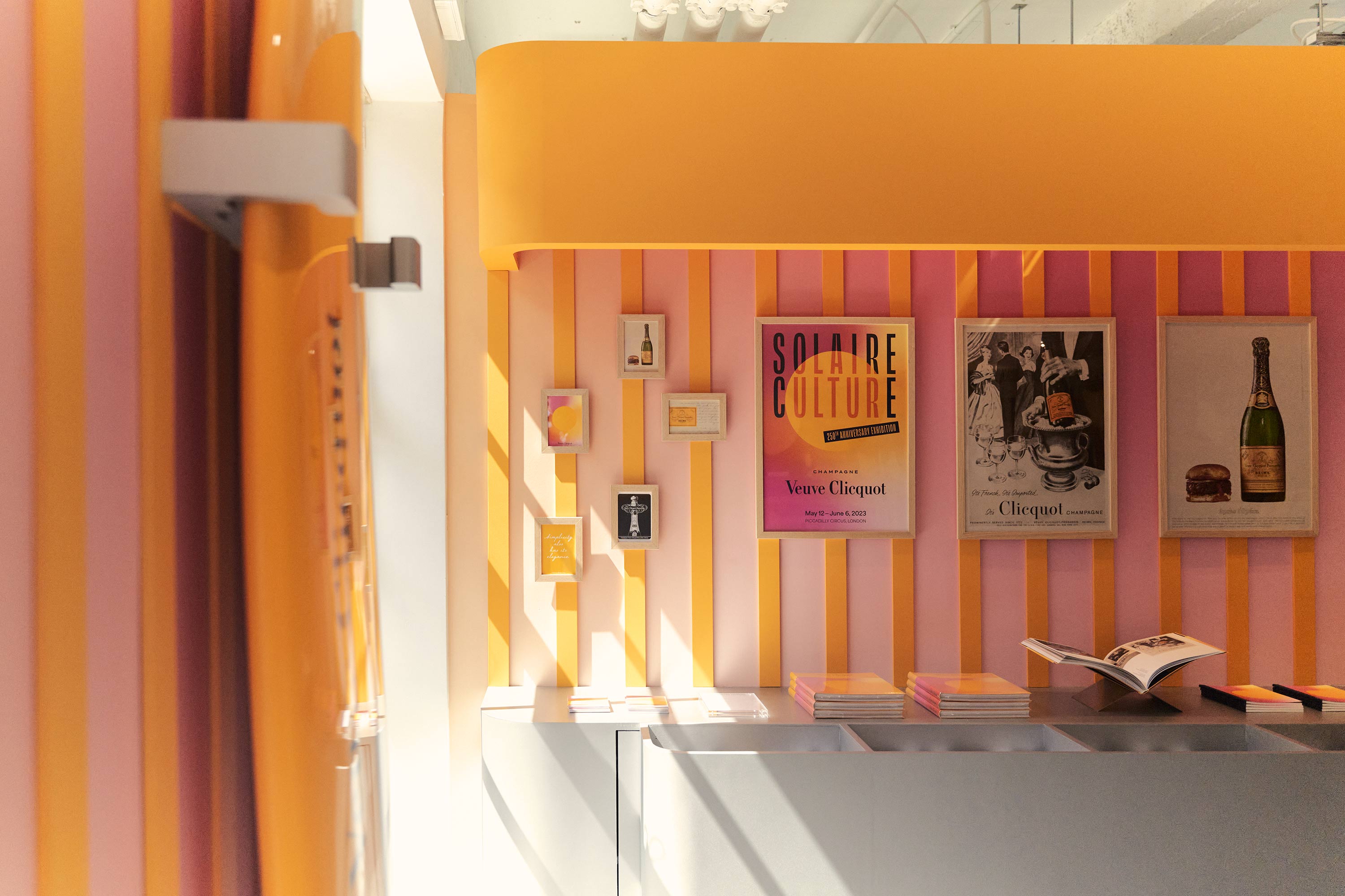 Veuve Clicquot, 250 years —London GR20 design graphique signaletique paris branding graphic fashion food drinks culture luxury architecture