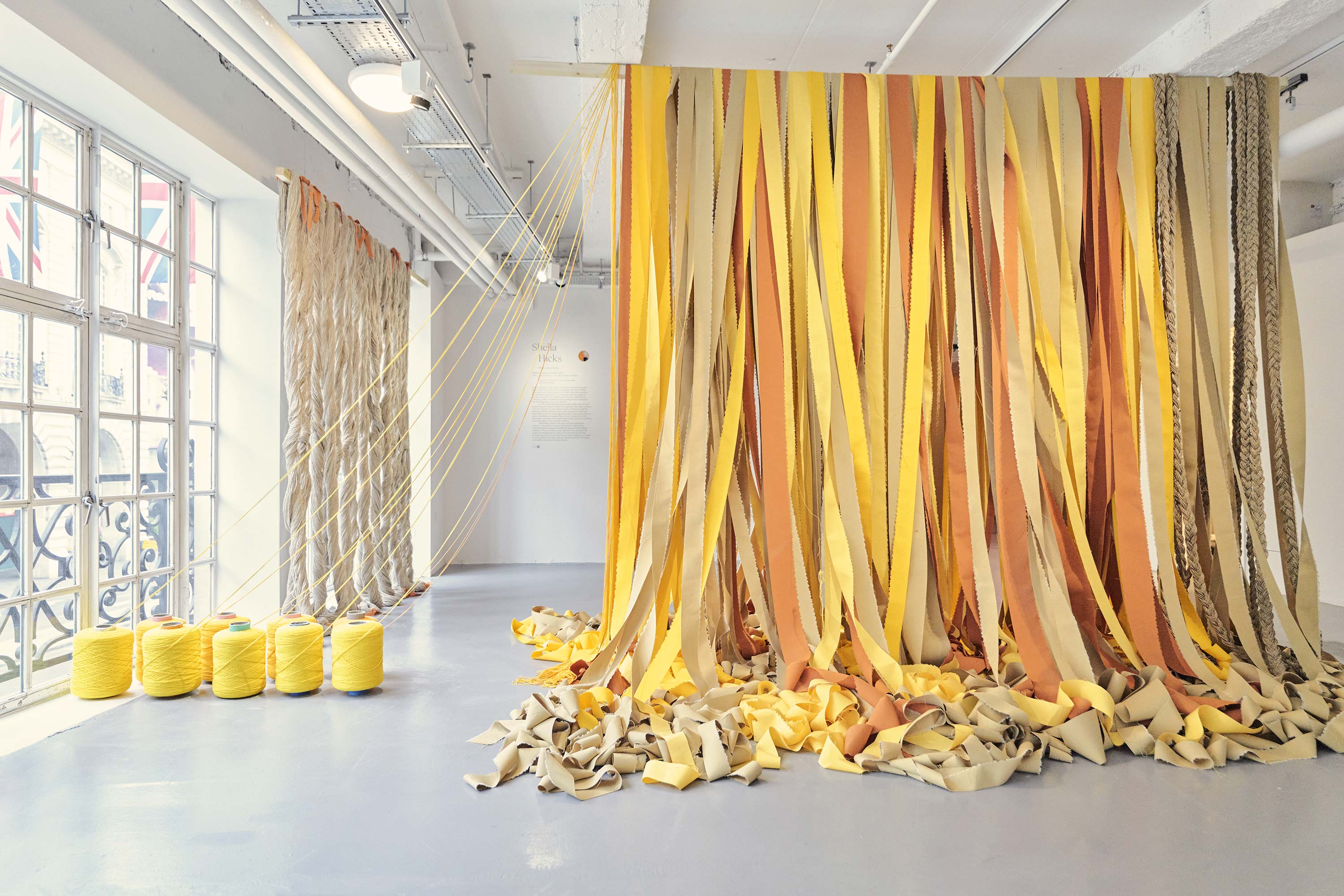 Veuve Clicquot, 250 years —London GR20 design graphique signaletique paris branding graphic fashion food drinks culture luxury architecture