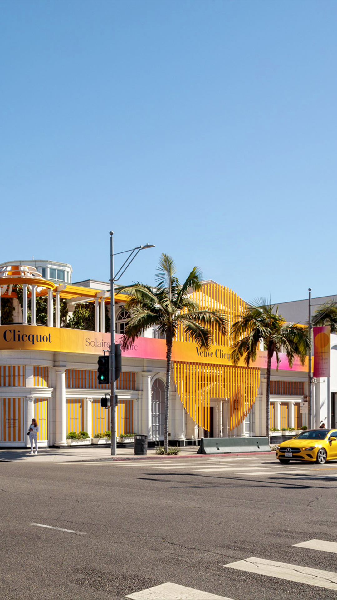 Veuve Clicquot, 250 years —Los Angeles GR20 design graphique signaletique paris branding graphic fashion food drinks culture luxury architecture