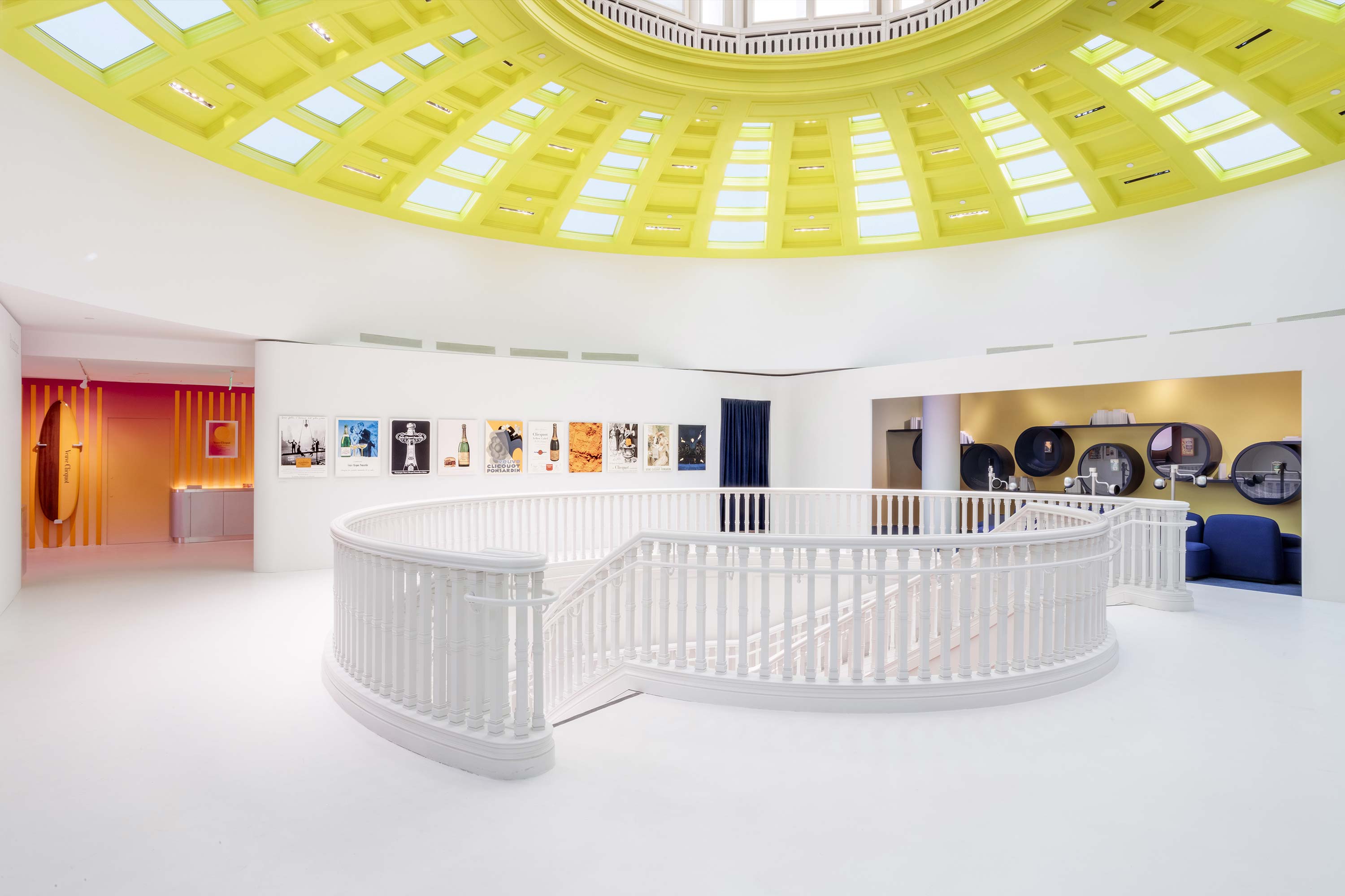 Veuve Clicquot, 250 years —Los Angeles GR20 design graphique signaletique paris branding graphic fashion food drinks culture luxury architecture