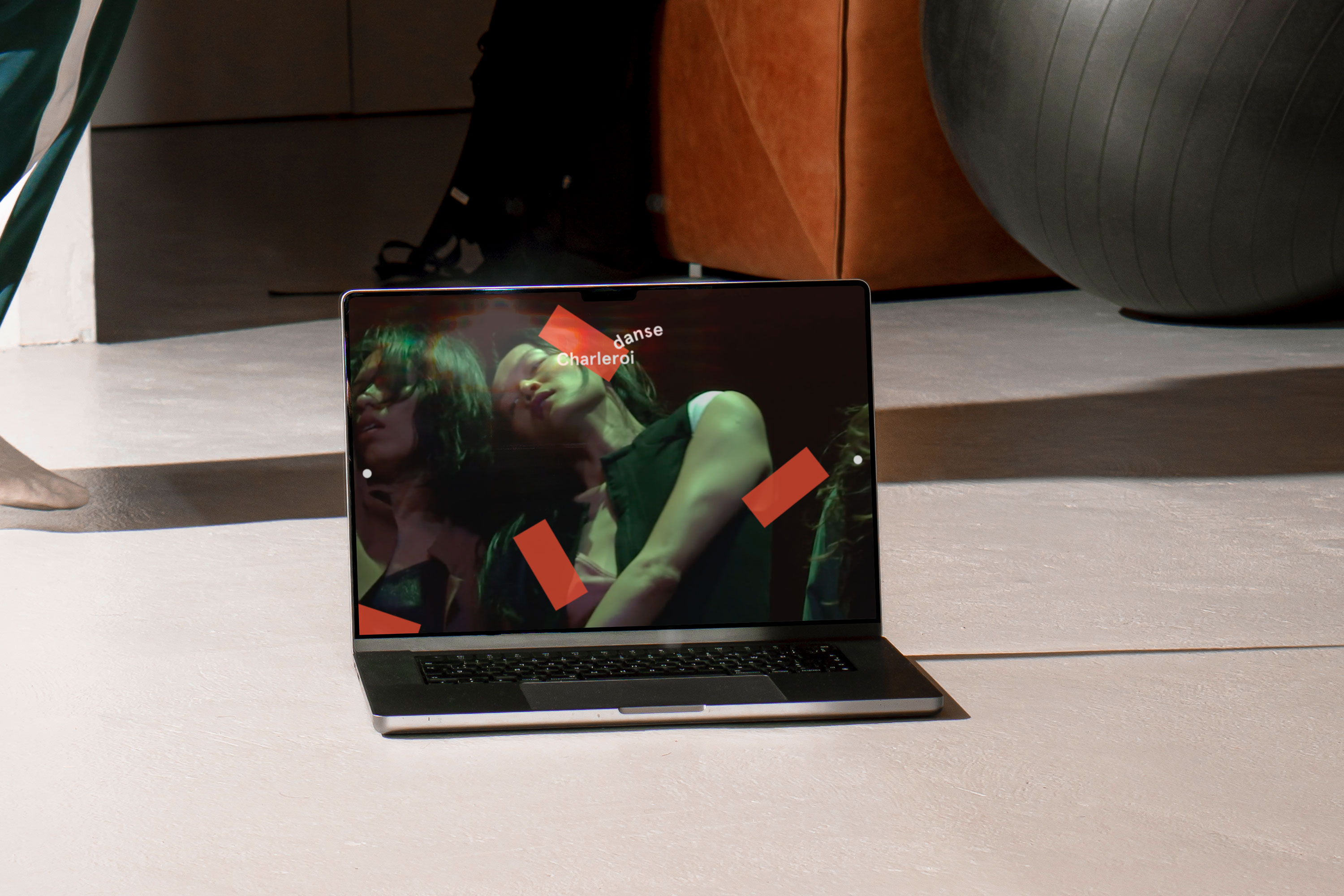 Charleroi Danse —Identité GR20 design graphique signaletique paris branding graphic fashion food drinks culture luxury architecture