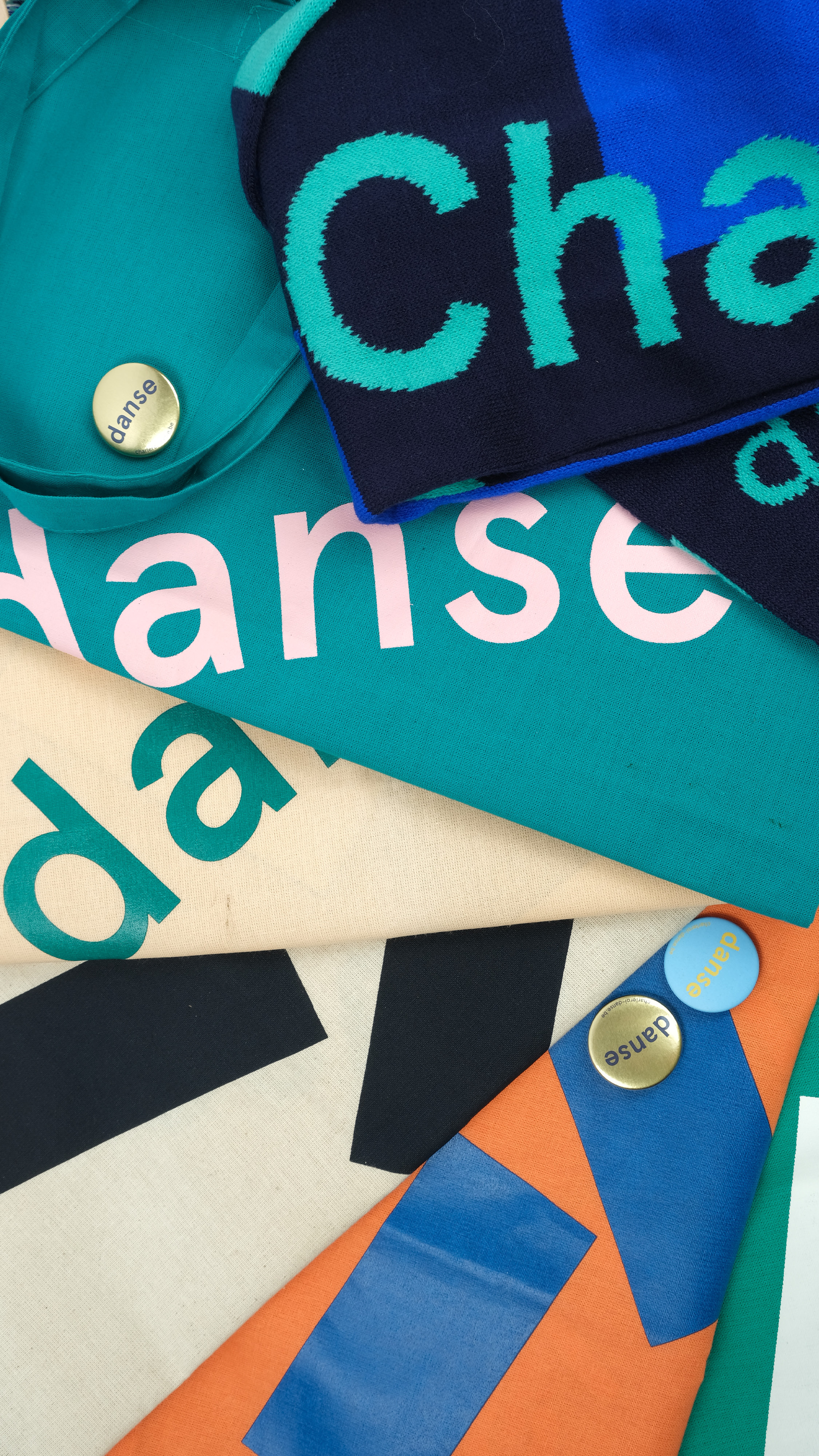 Charleroi Danse —Identité GR20 design graphique signaletique paris branding graphic fashion food drinks culture luxury architecture