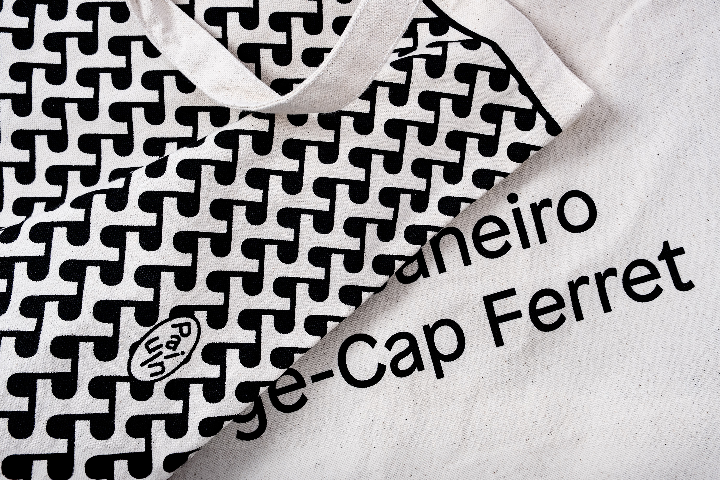 Identity GR20 design graphique signaletique paris branding graphic fashion food drinks culture luxury architecture