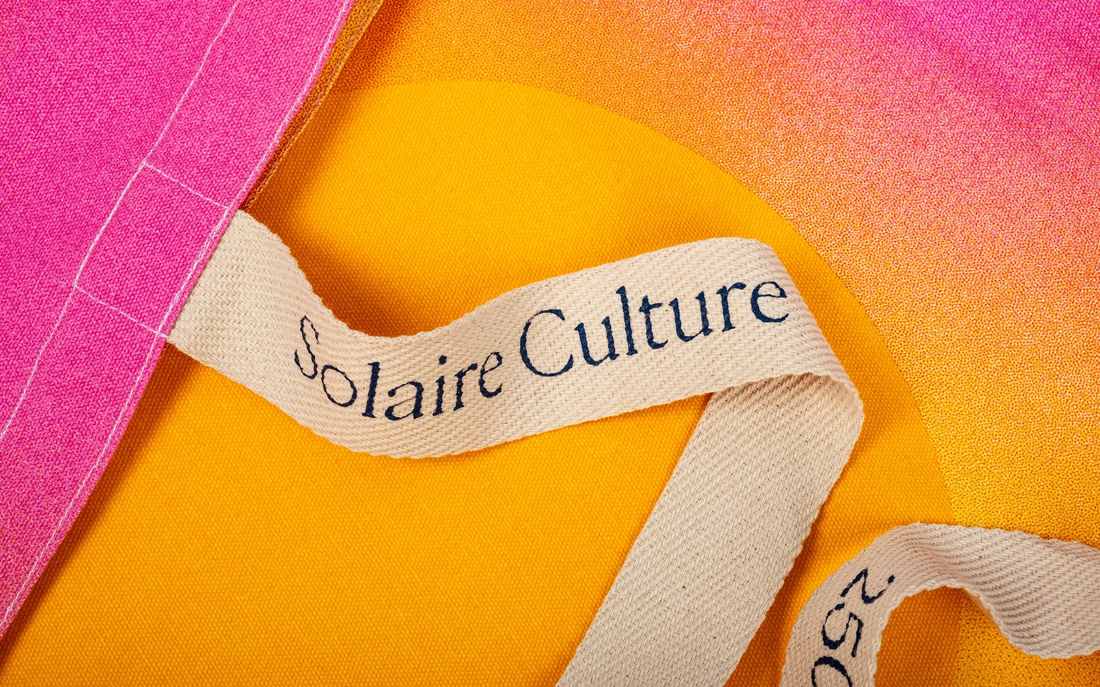 Identity GR20 design graphique signaletique paris branding graphic fashion food drinks culture luxury architecture